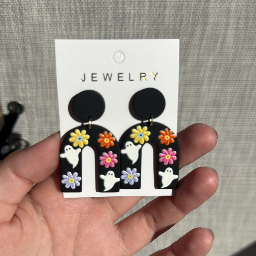 Halloween Flowers & Ghosts - Acrylic, Stainless Steel earrings NWT